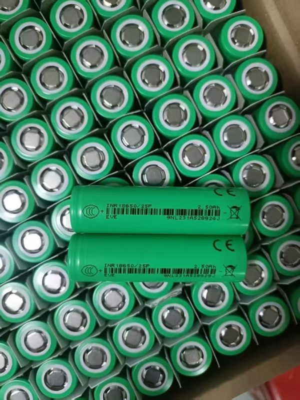 باتری لیتیوم یونی 18650 شارژی 3.7 ولت 2500 میلی آمپر ساعت EVE 25P 2500mAh 12C