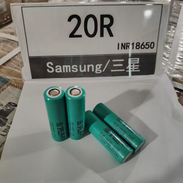 باتری لیتیوم 18650 شارژی 3.7 ولت 2000 میلی آمپر ساعت سامسونگ Samsung INR18650-20R
